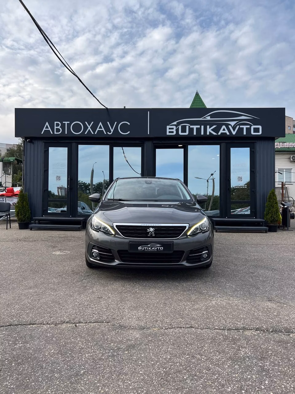 Peugeot 308 фото 2