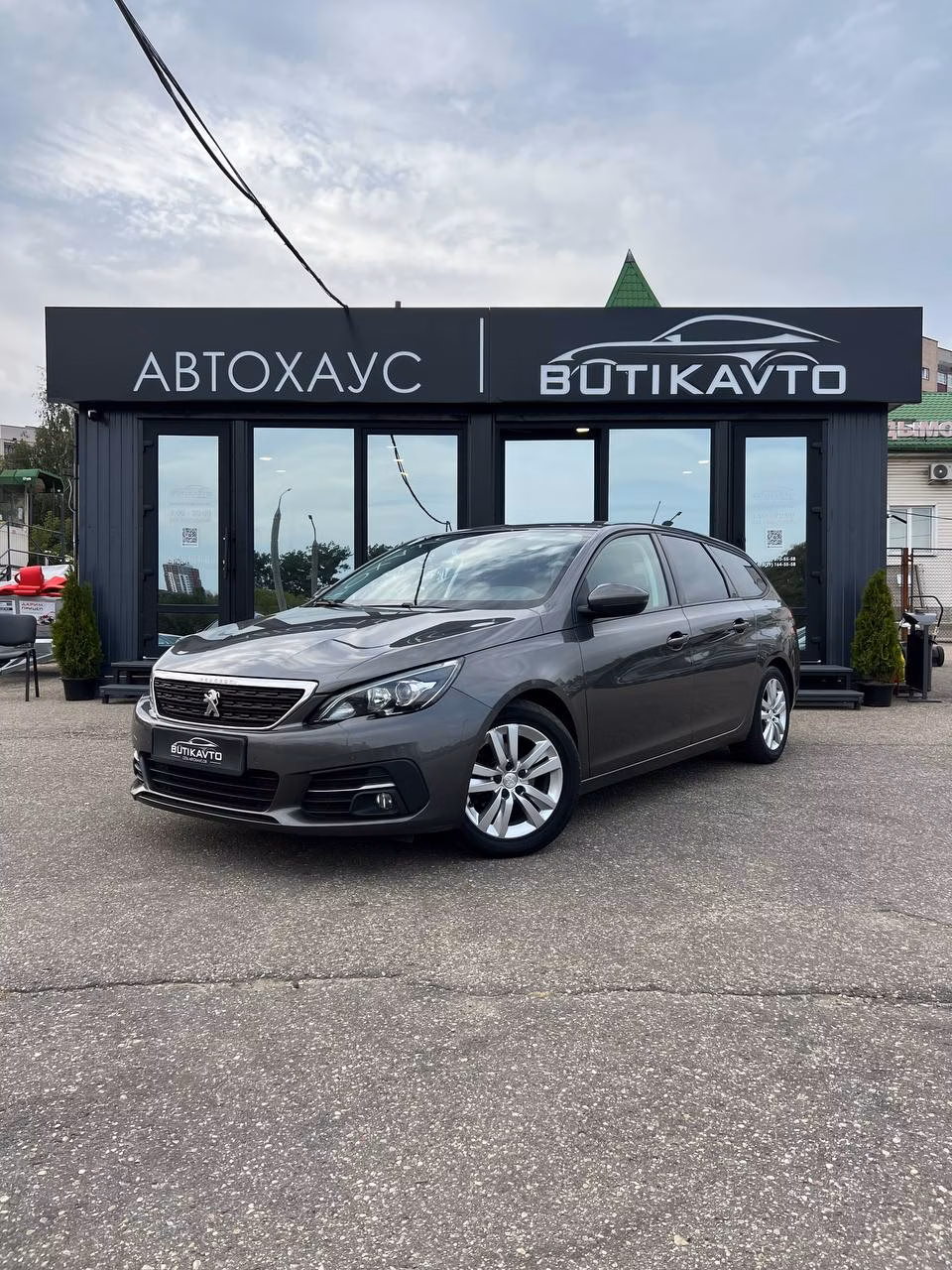 Peugeot 308 фото 3