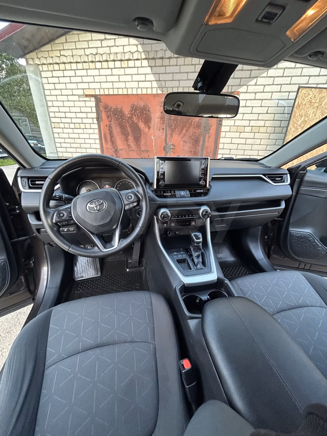 Toyota RAV4 фото 19