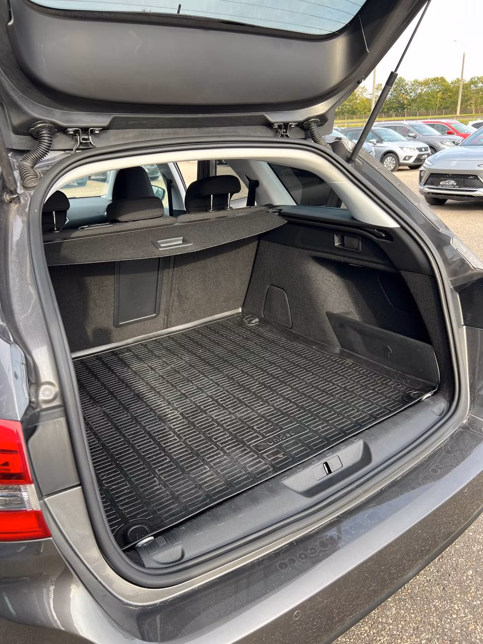 Peugeot 308 фото 13