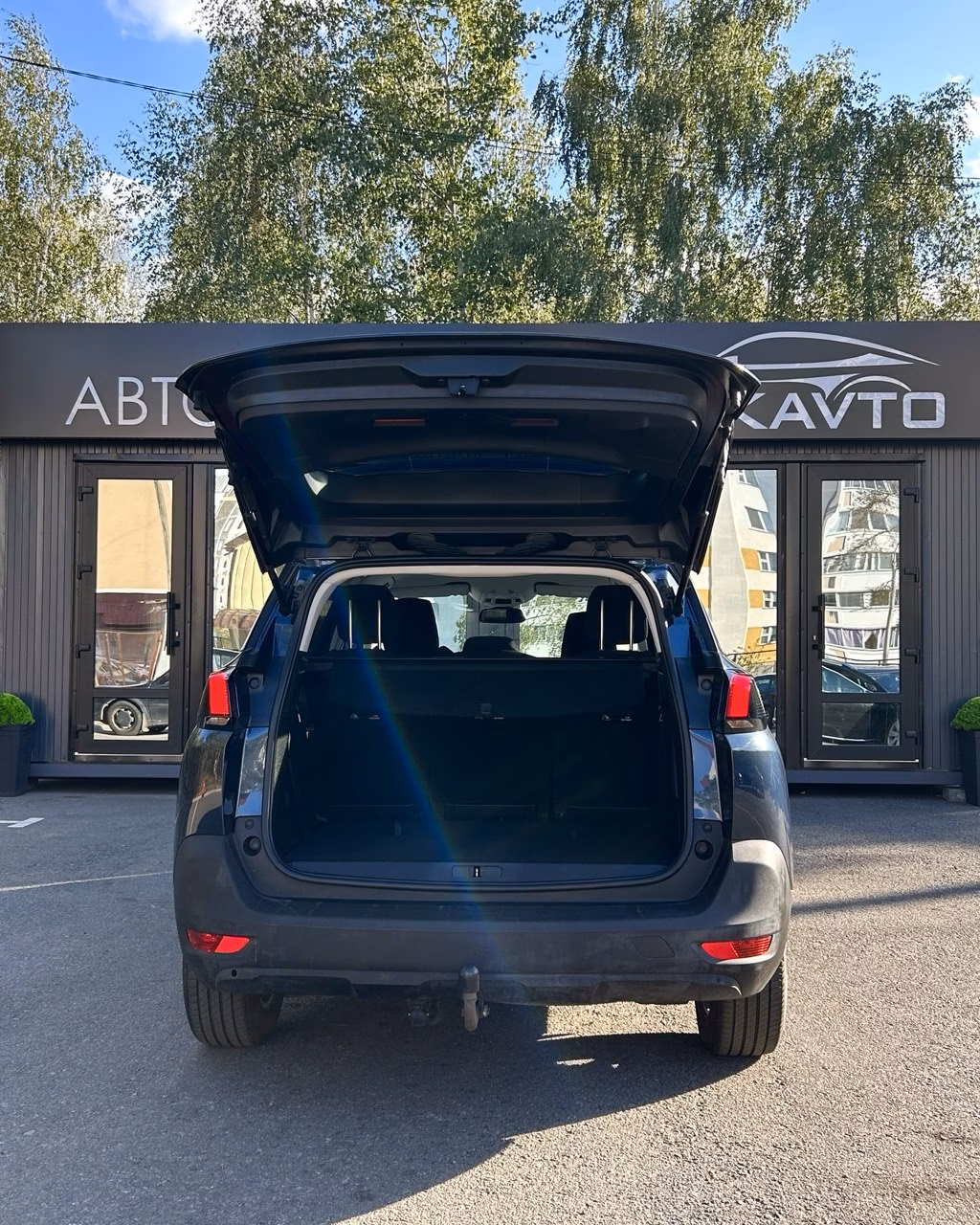 Peugeot 5008 фото 8