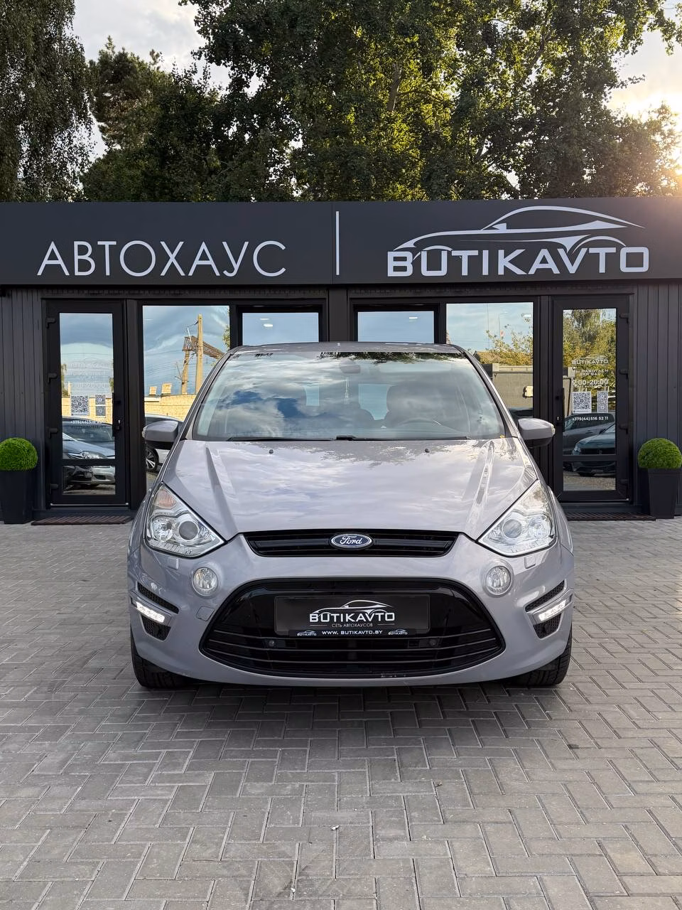 Ford S-MAX фото 2