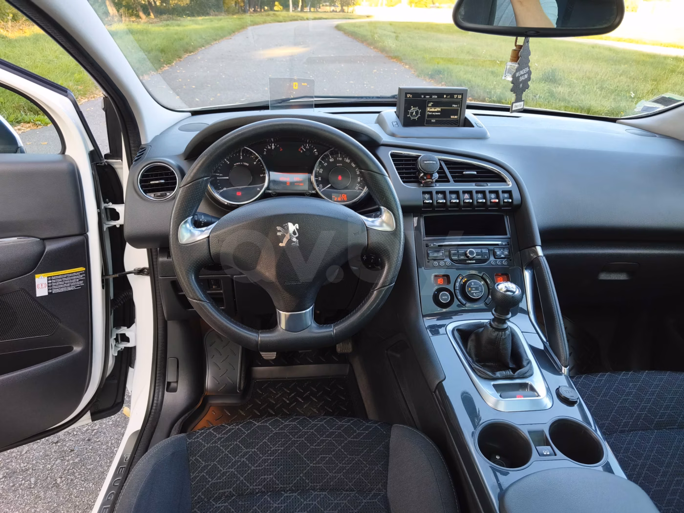 Peugeot 3008 фото 10