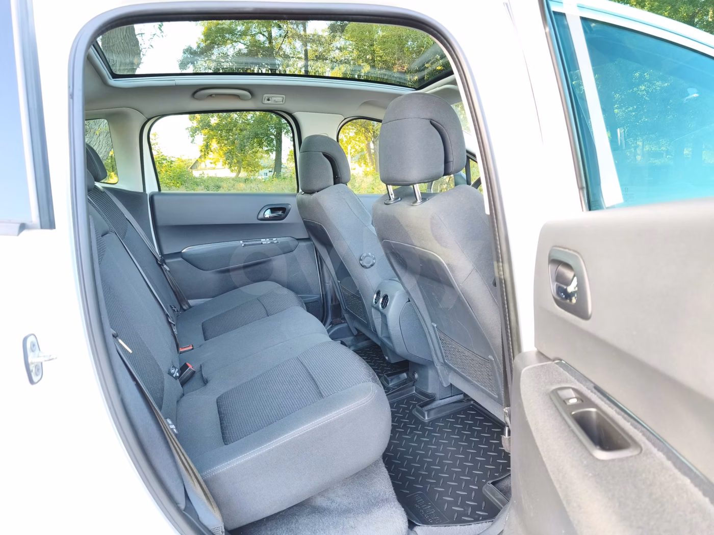 Peugeot 3008 фото 11