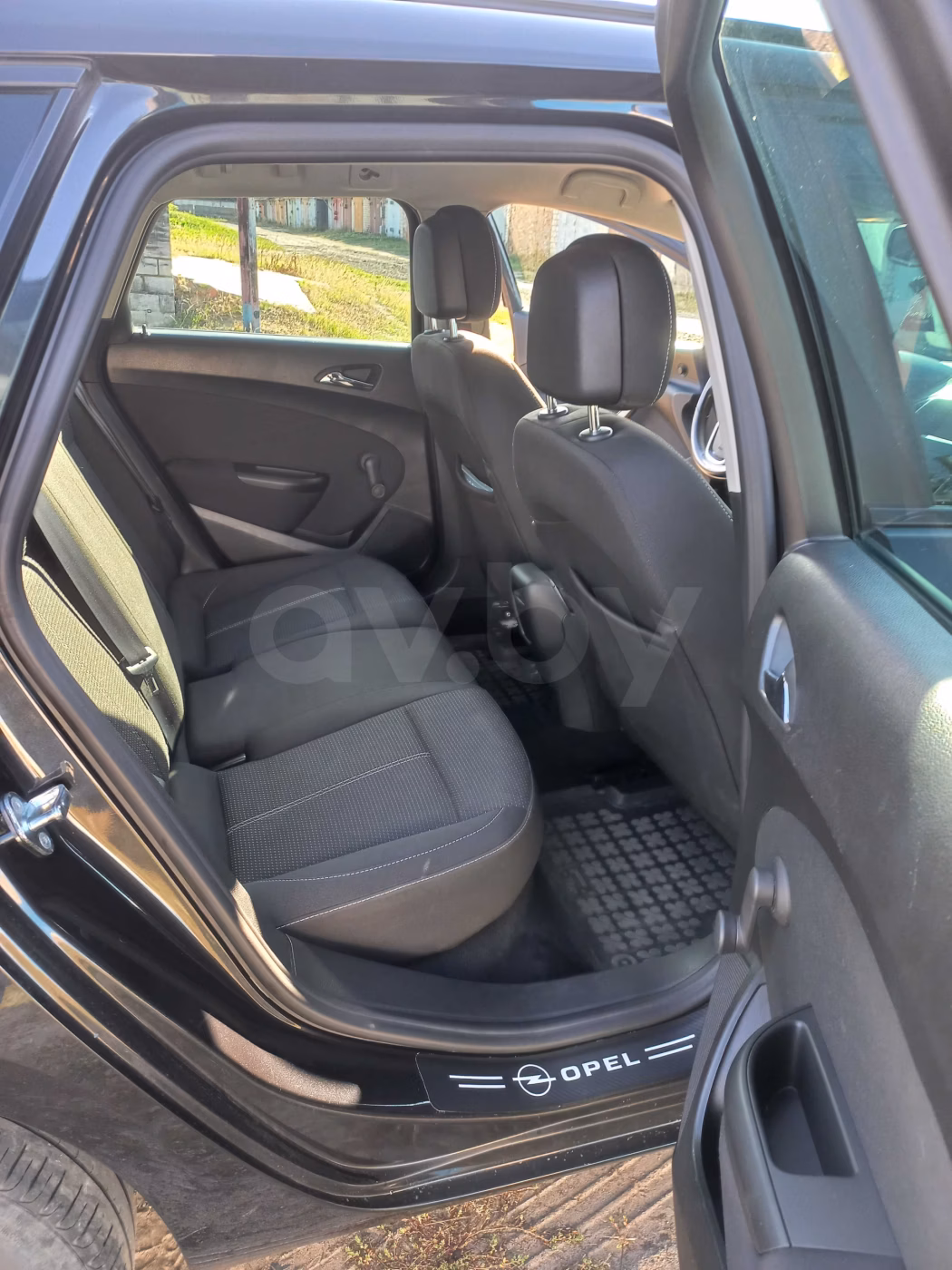 Opel Astra фото 9