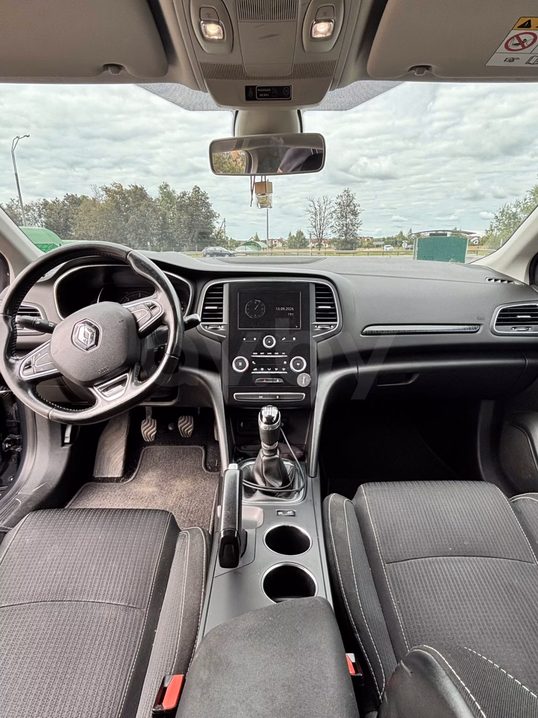 Renault Megane фото 7