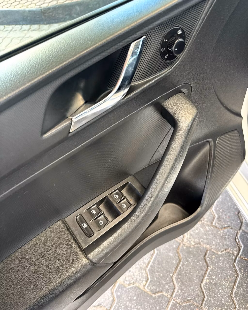 Skoda Rapid фото 8
