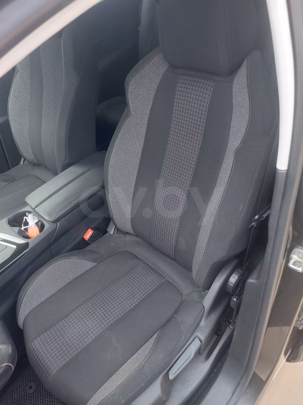 Peugeot 5008 фото 20