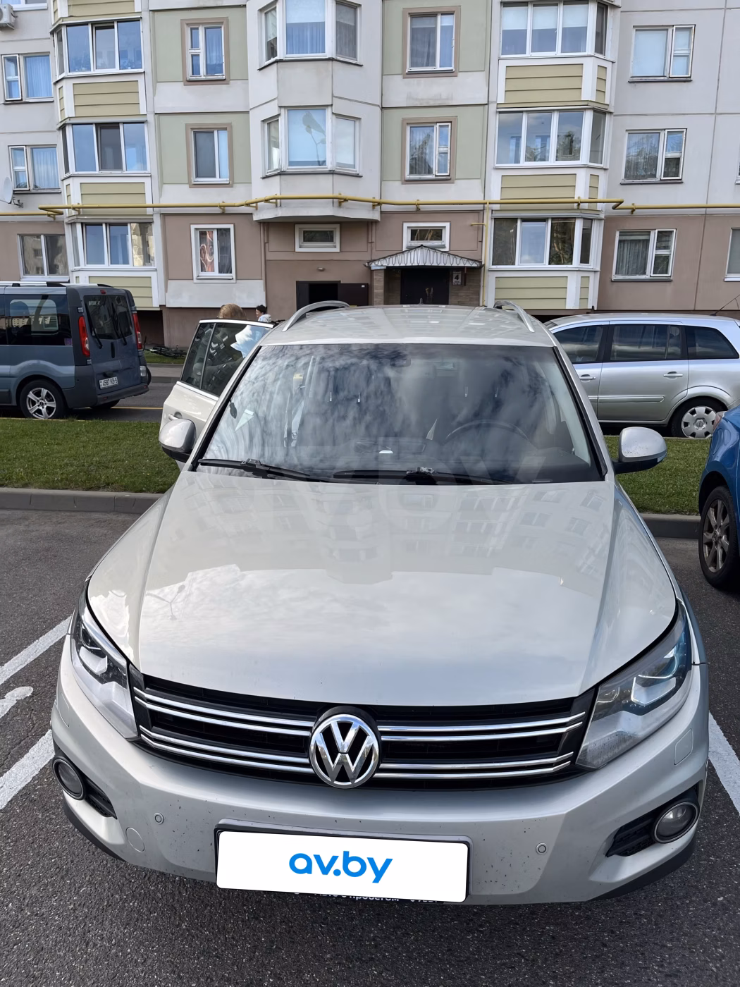 Volkswagen Tiguan фото 2