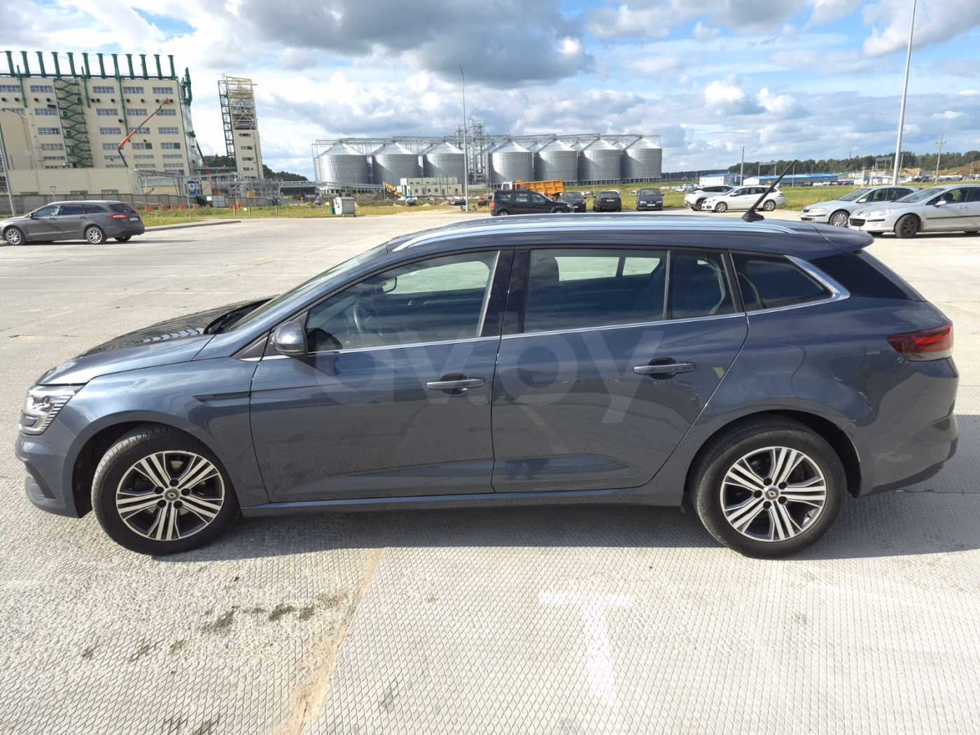 Renault Megane фото 4