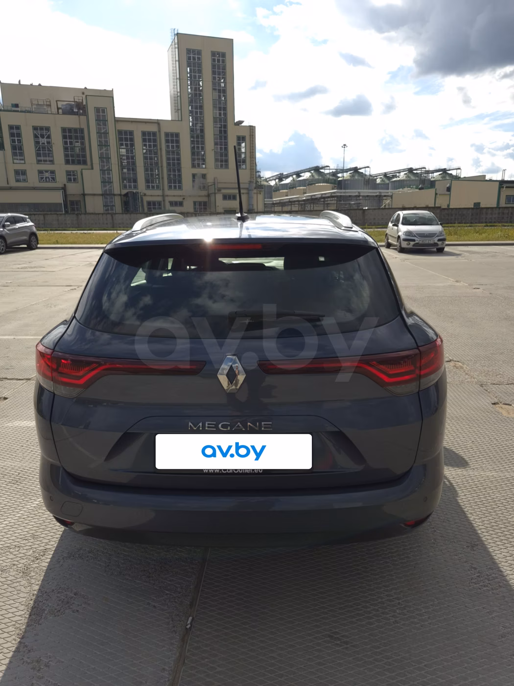 Renault Megane фото 3