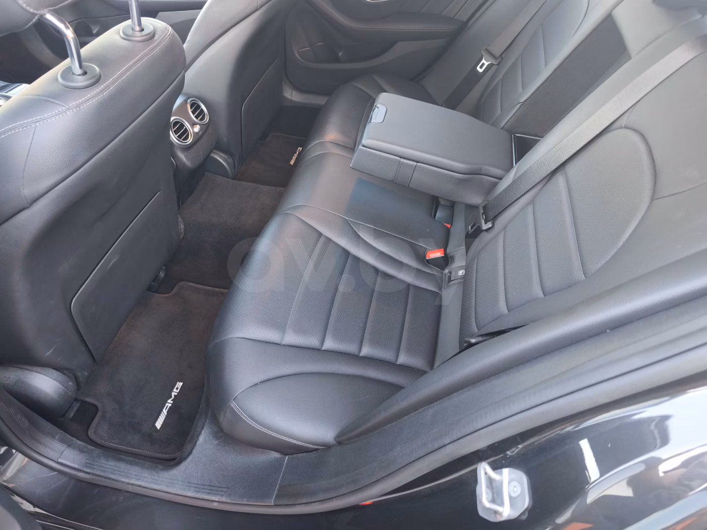 Mercedes-Benz C-Класс фото 14