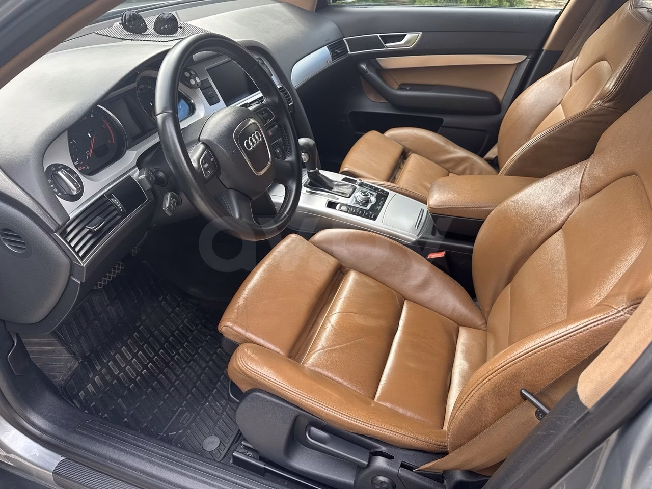 Audi A6 фото 8