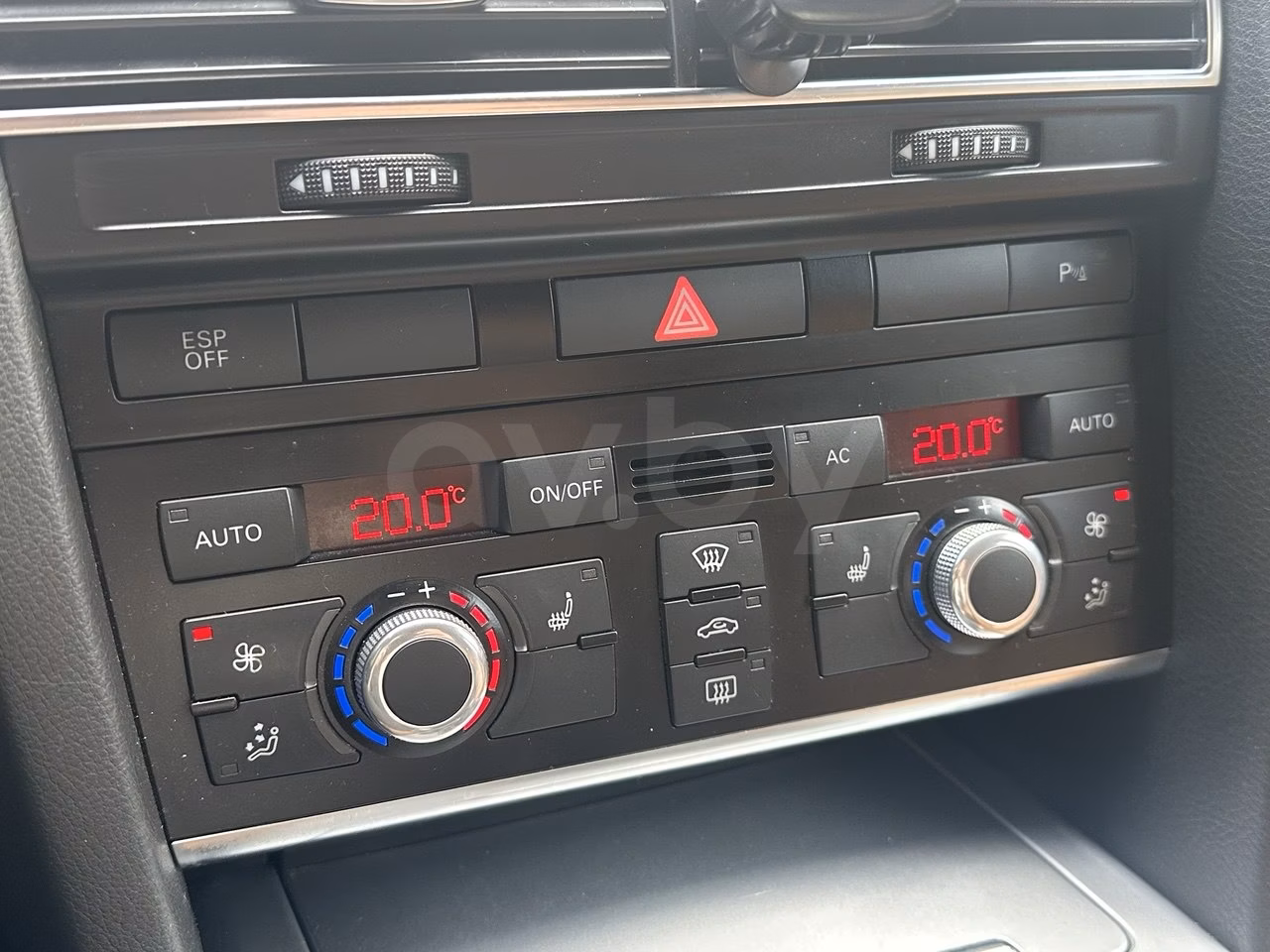 Audi A6 фото 17