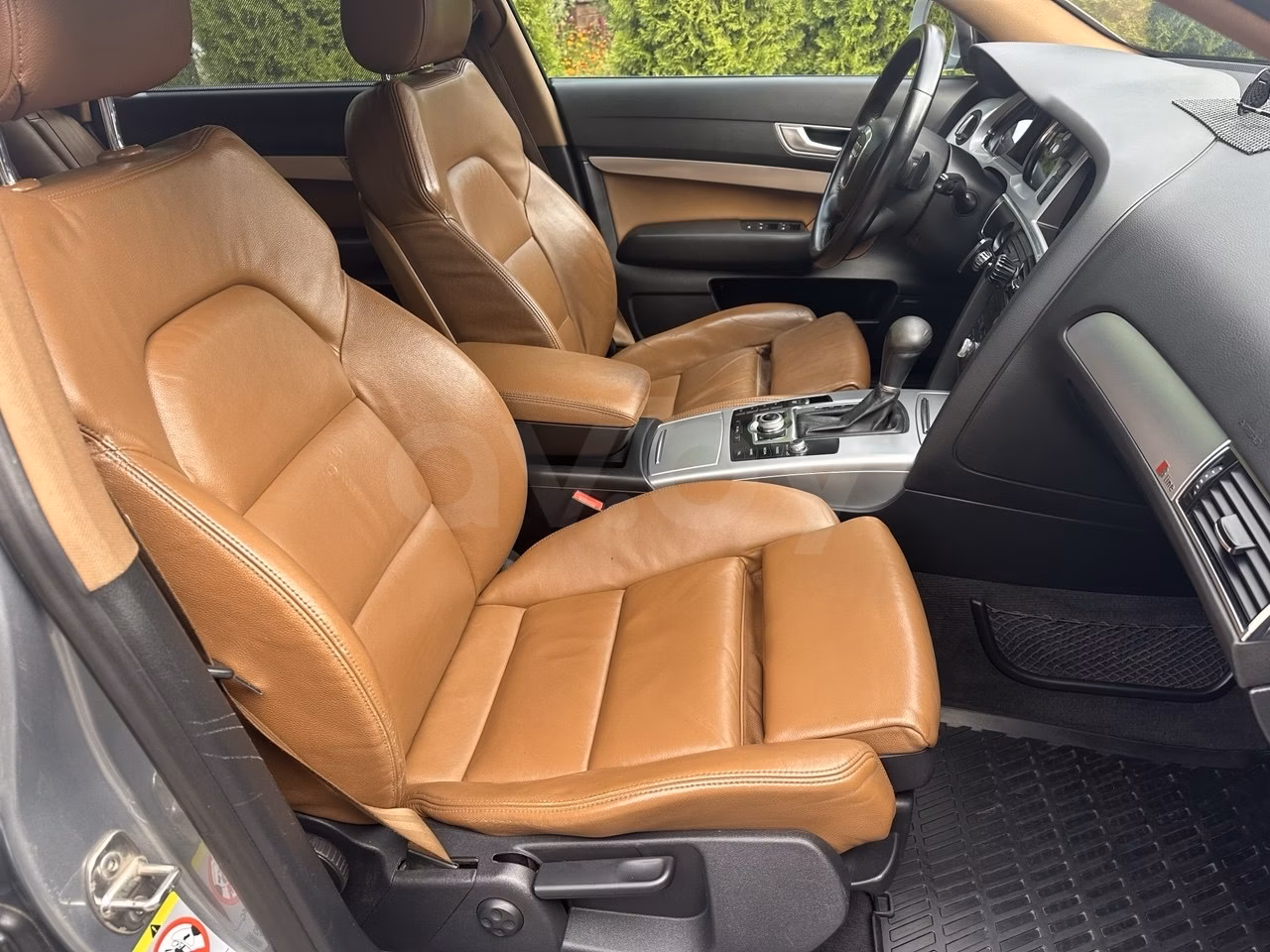 Audi A6 фото 25