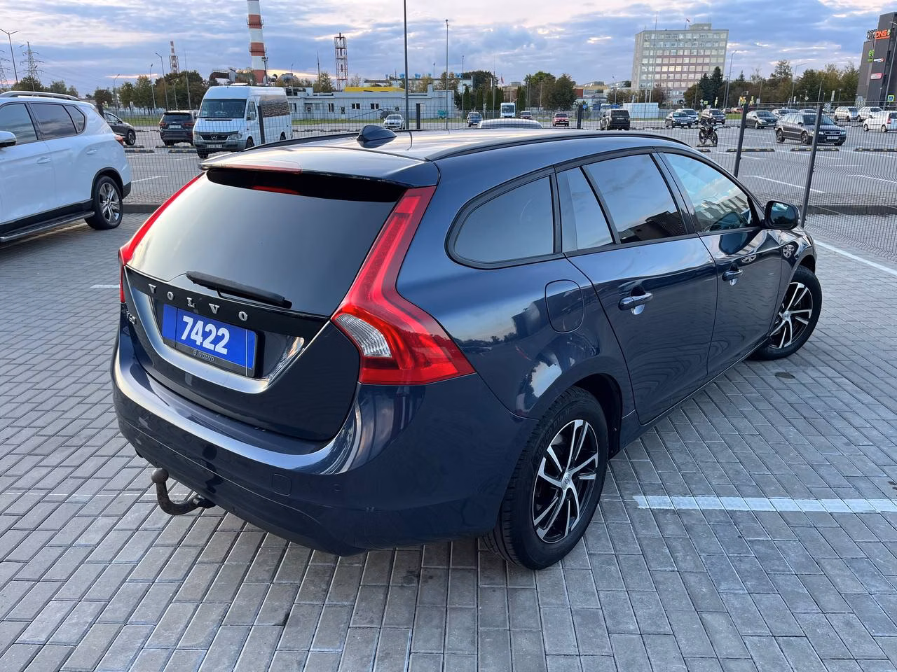 Volvo V60 фото 5