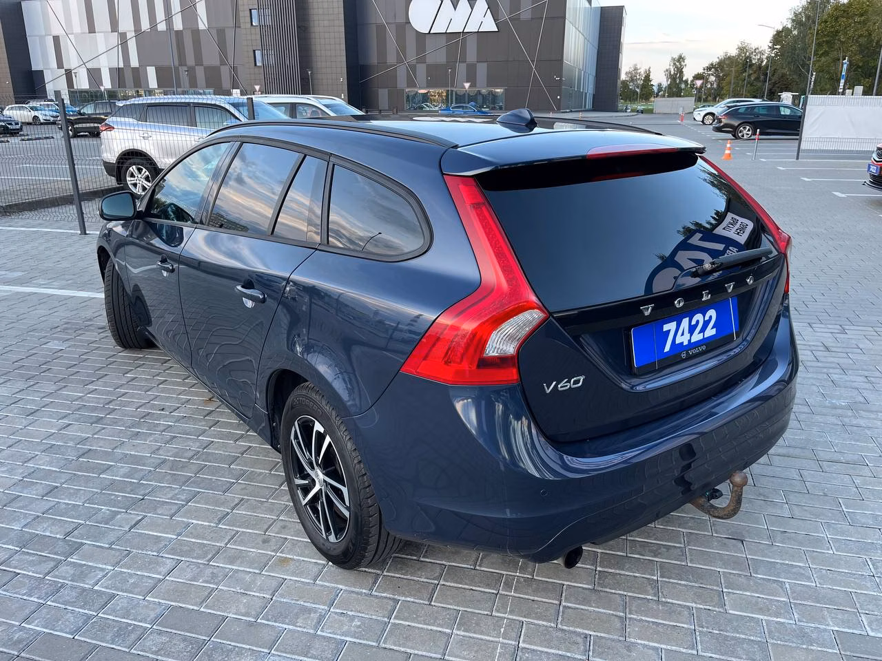 Volvo V60 фото 7