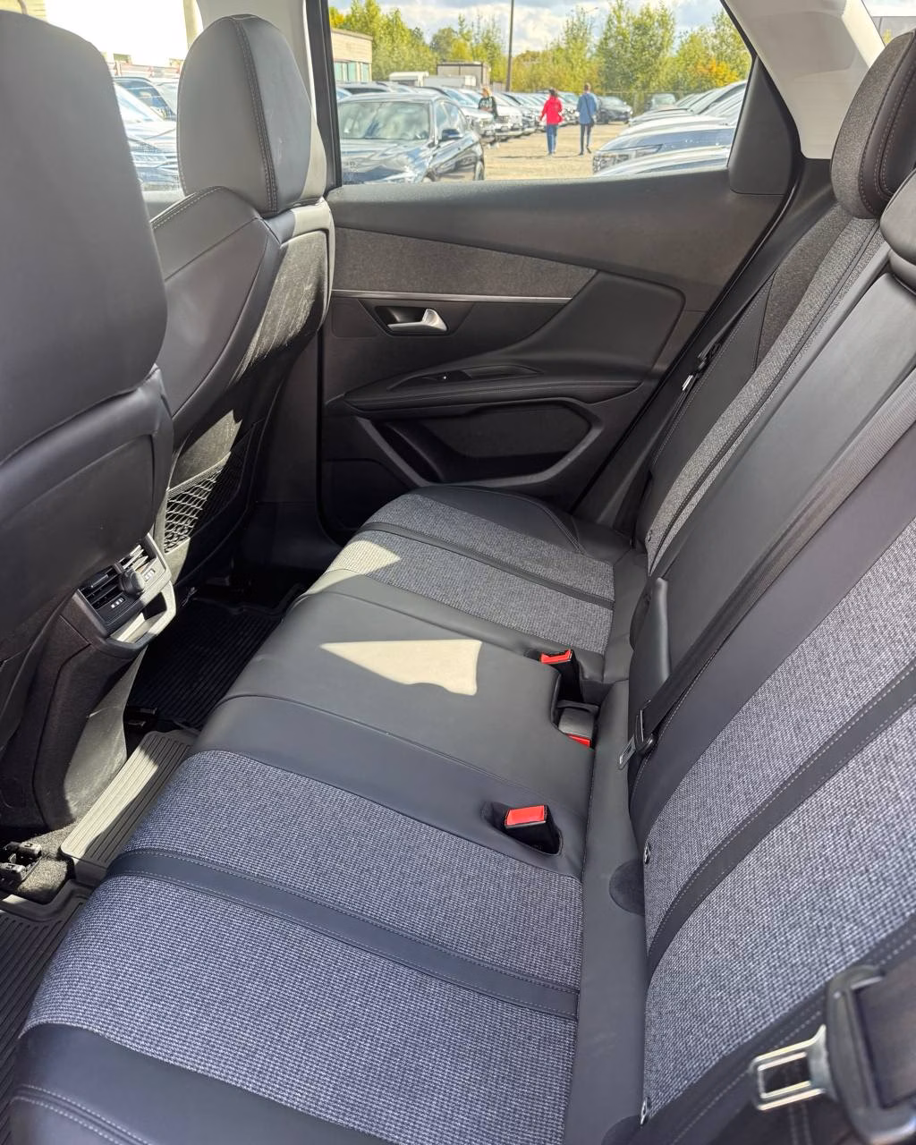 Peugeot 3008 фото 7