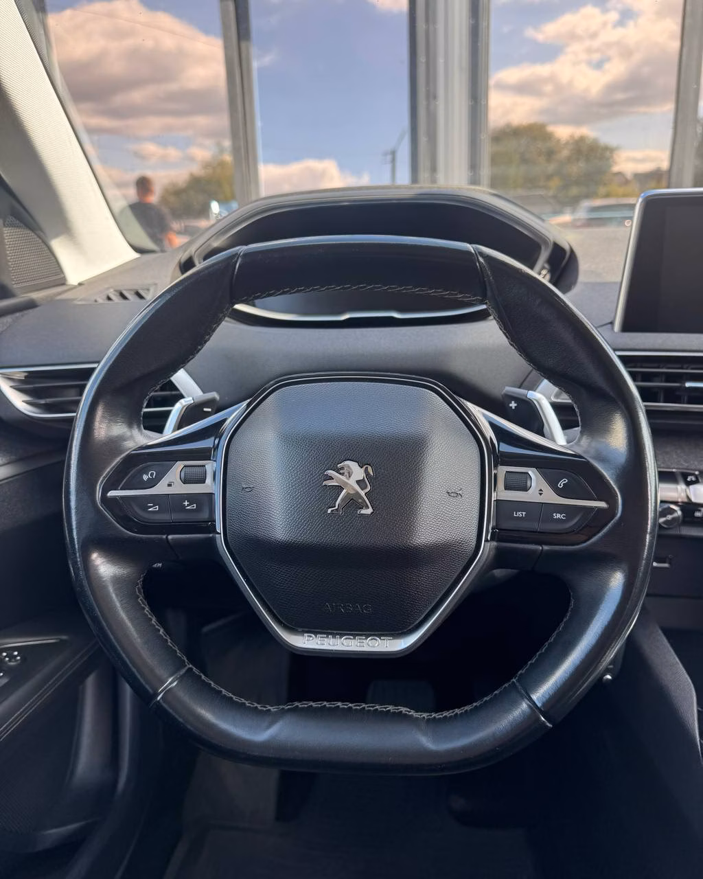 Peugeot 3008 фото 12