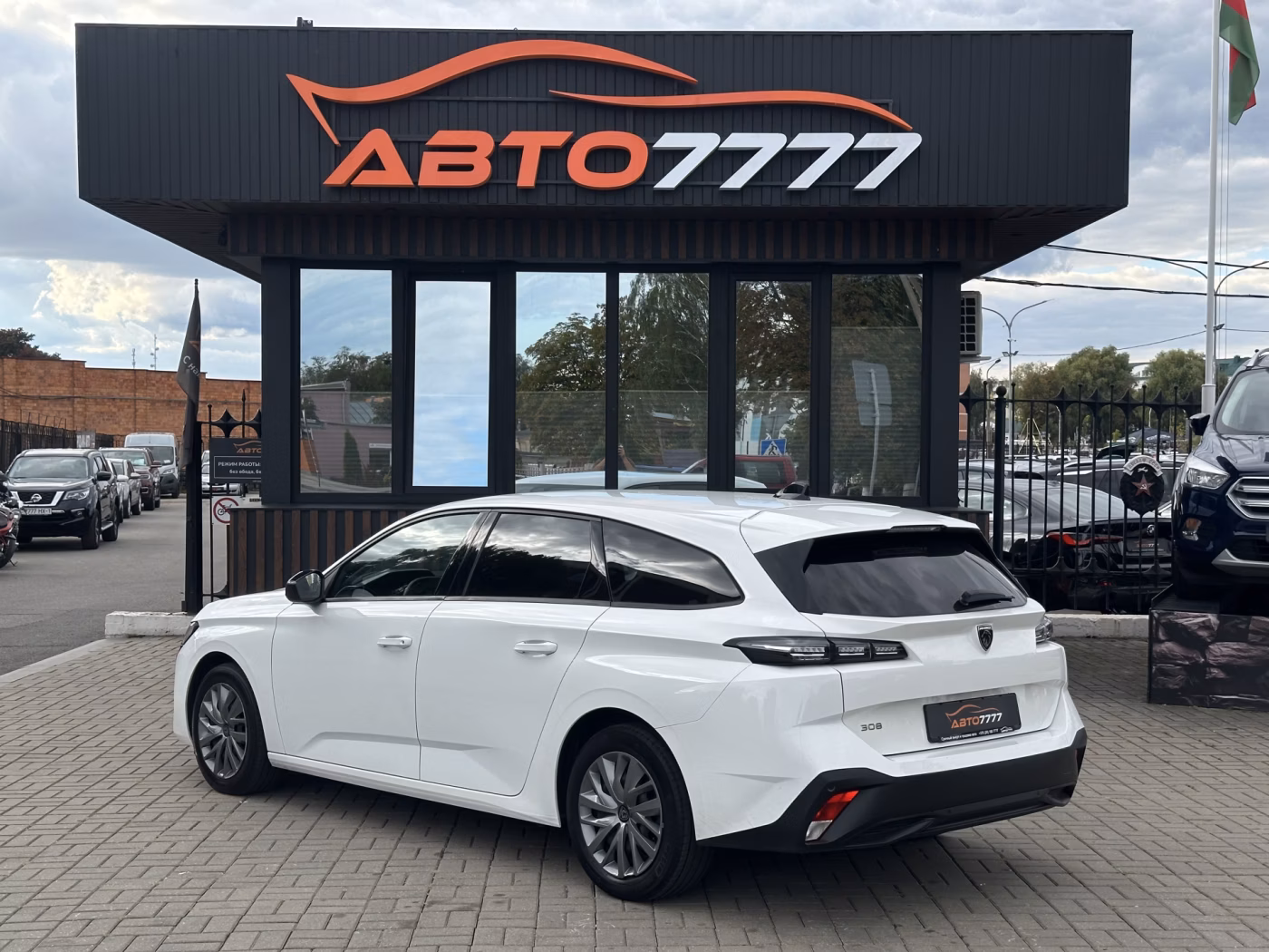 Peugeot 308 фото 4