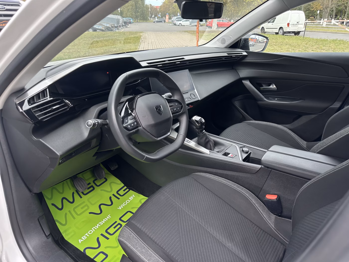 Peugeot 308 фото 8