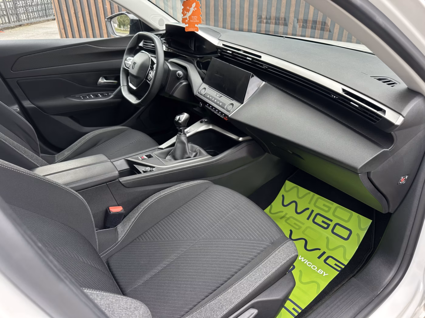 Peugeot 308 фото 12