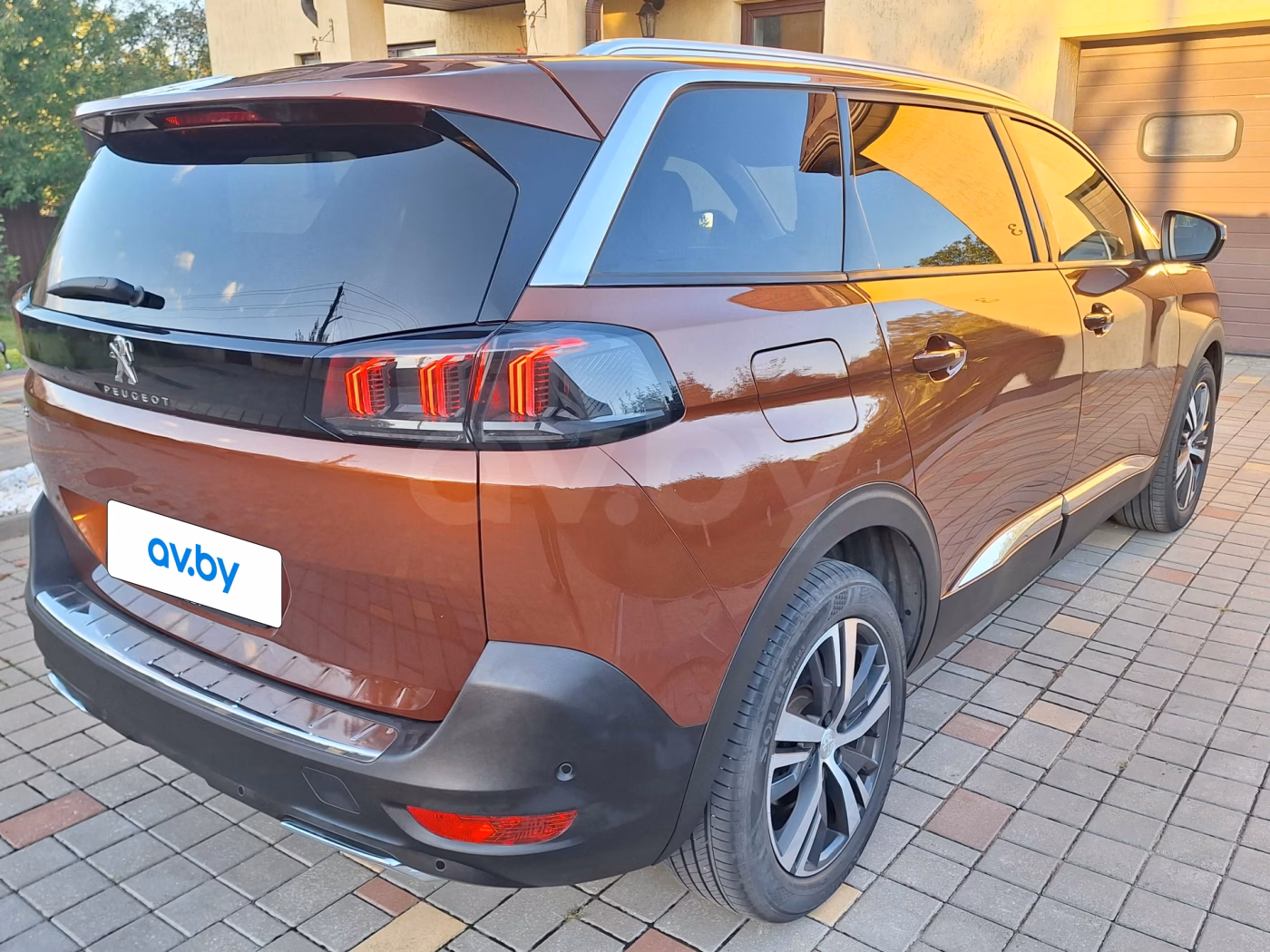 Peugeot 5008 фото 3
