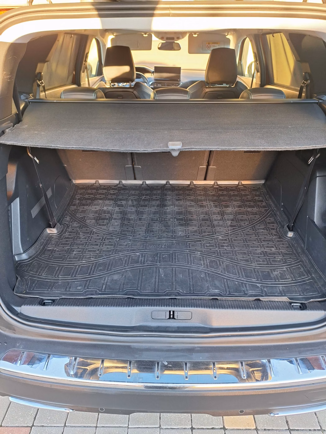 Peugeot 5008 фото 17