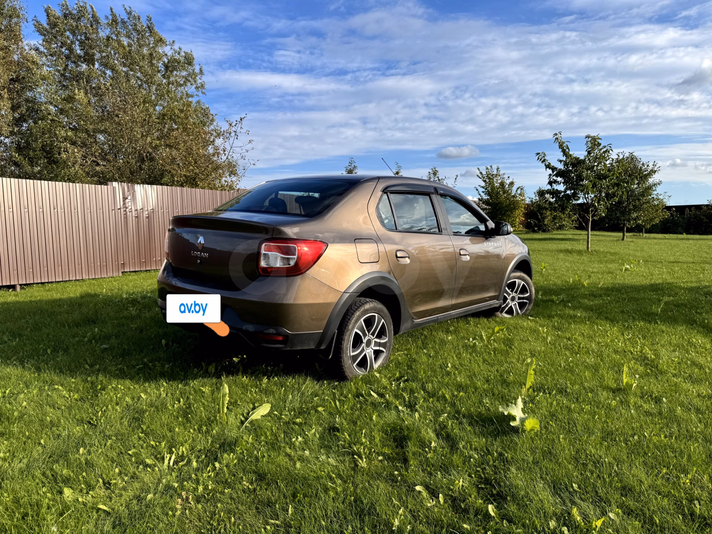 Renault Logan Stepway фото 2