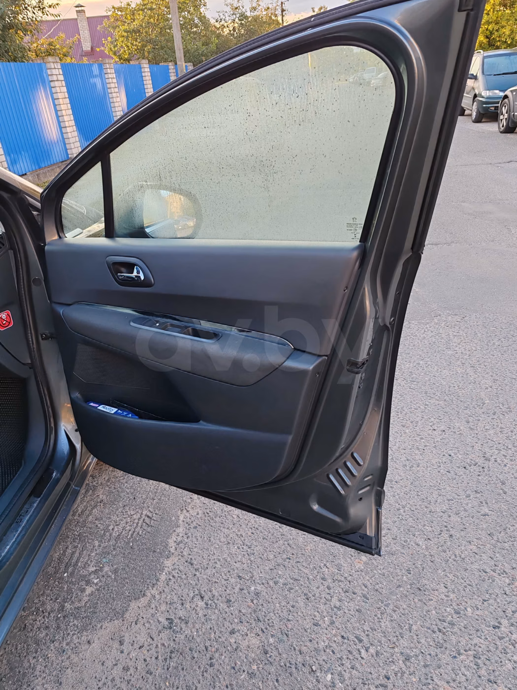 Peugeot 5008 фото 12