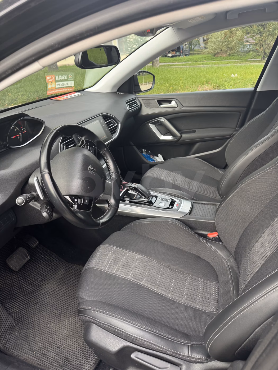 Peugeot 308 фото 16