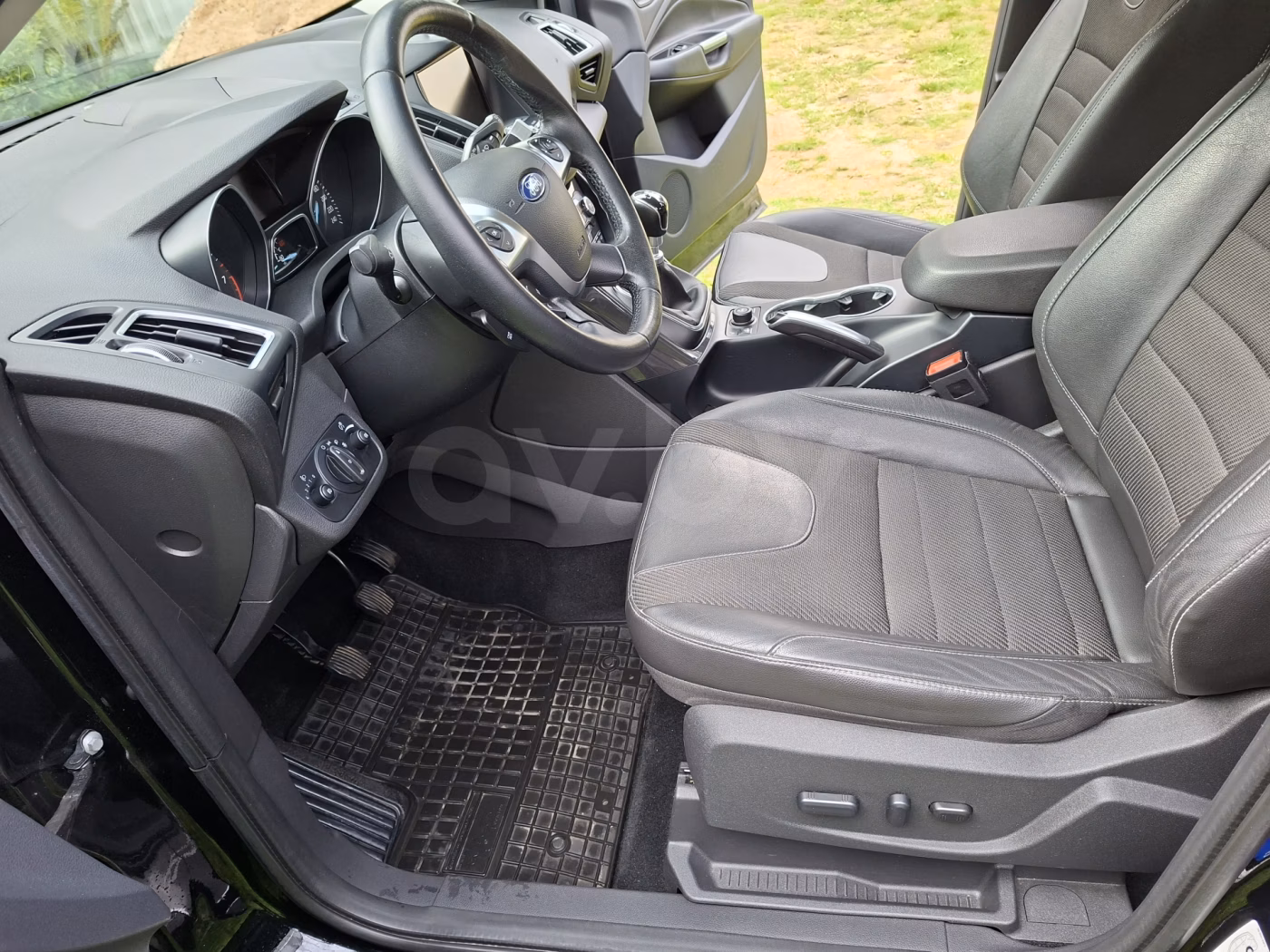 Ford Kuga фото 8