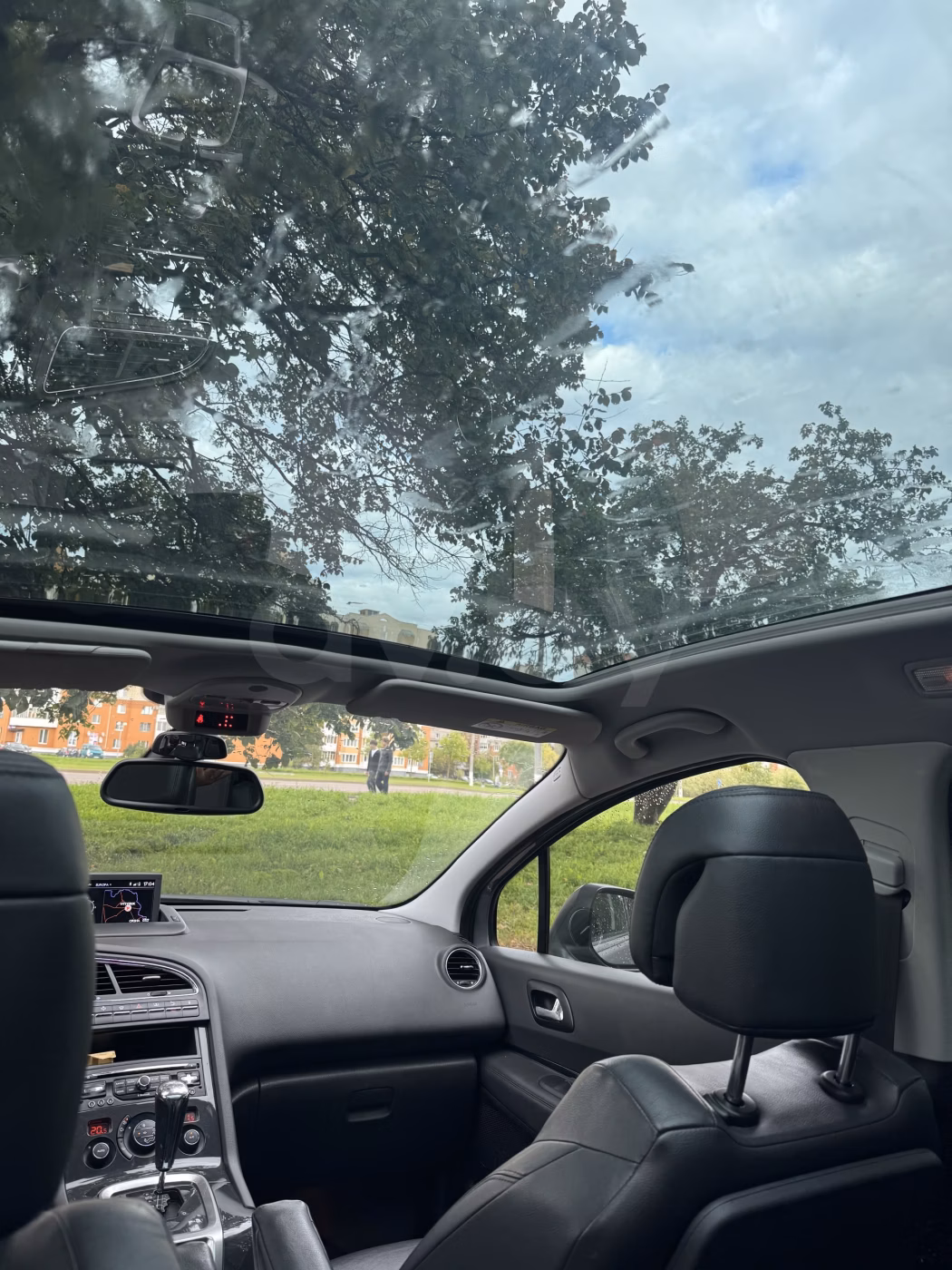 Peugeot 5008 фото 9