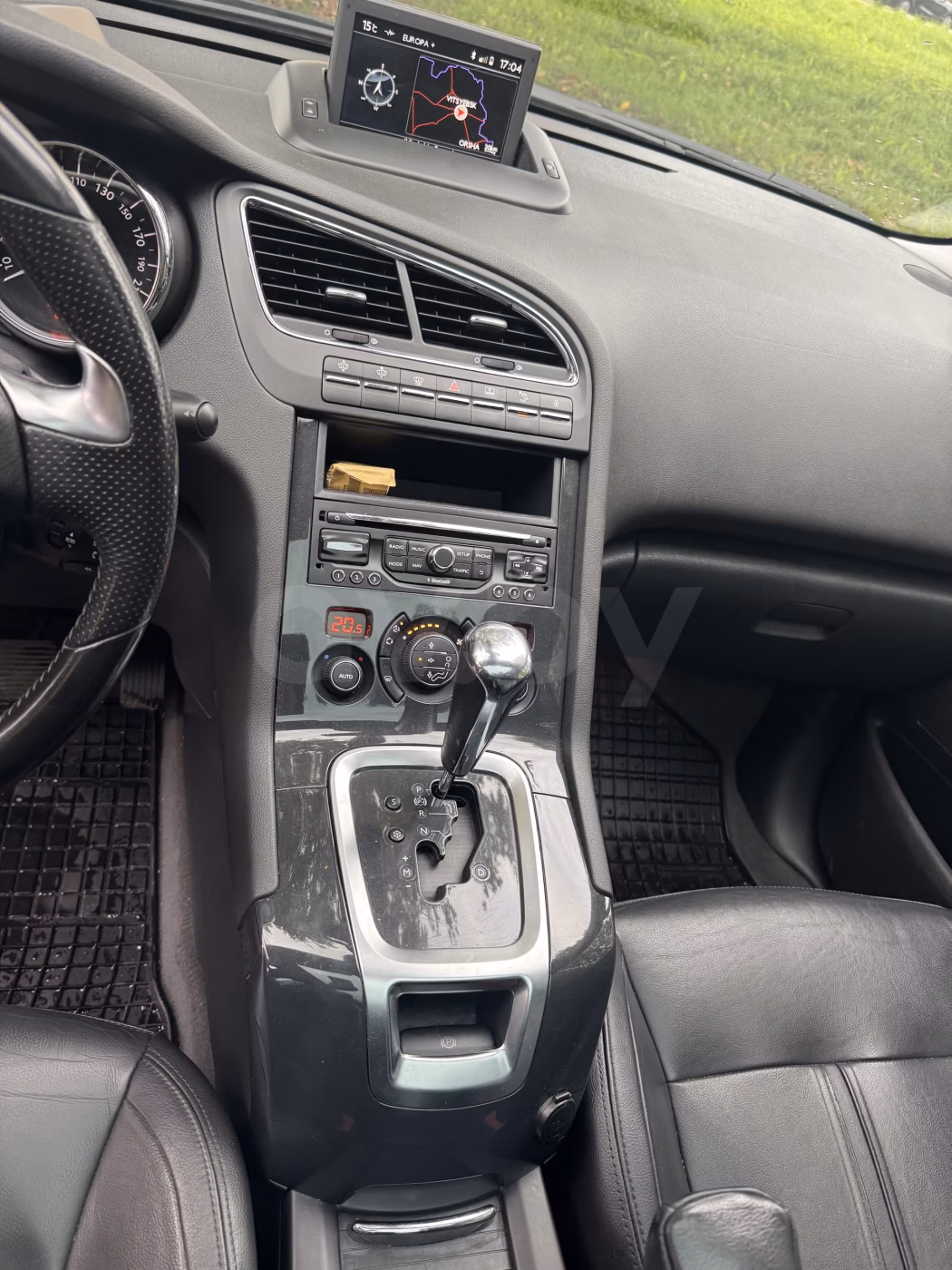 Peugeot 5008 фото 7