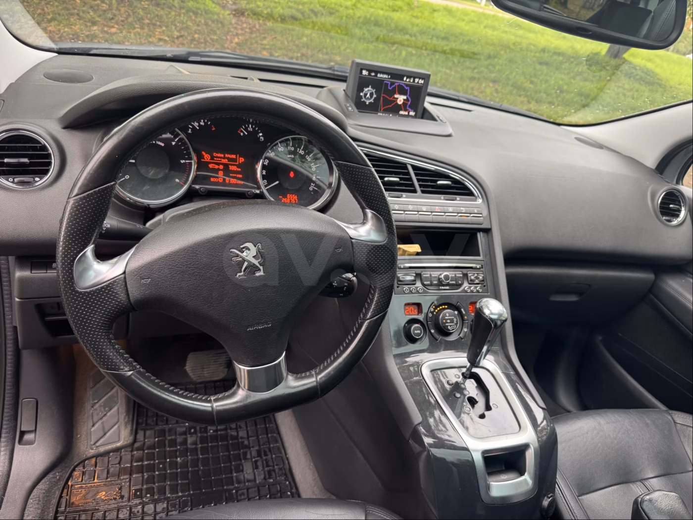 Peugeot 5008 фото 6