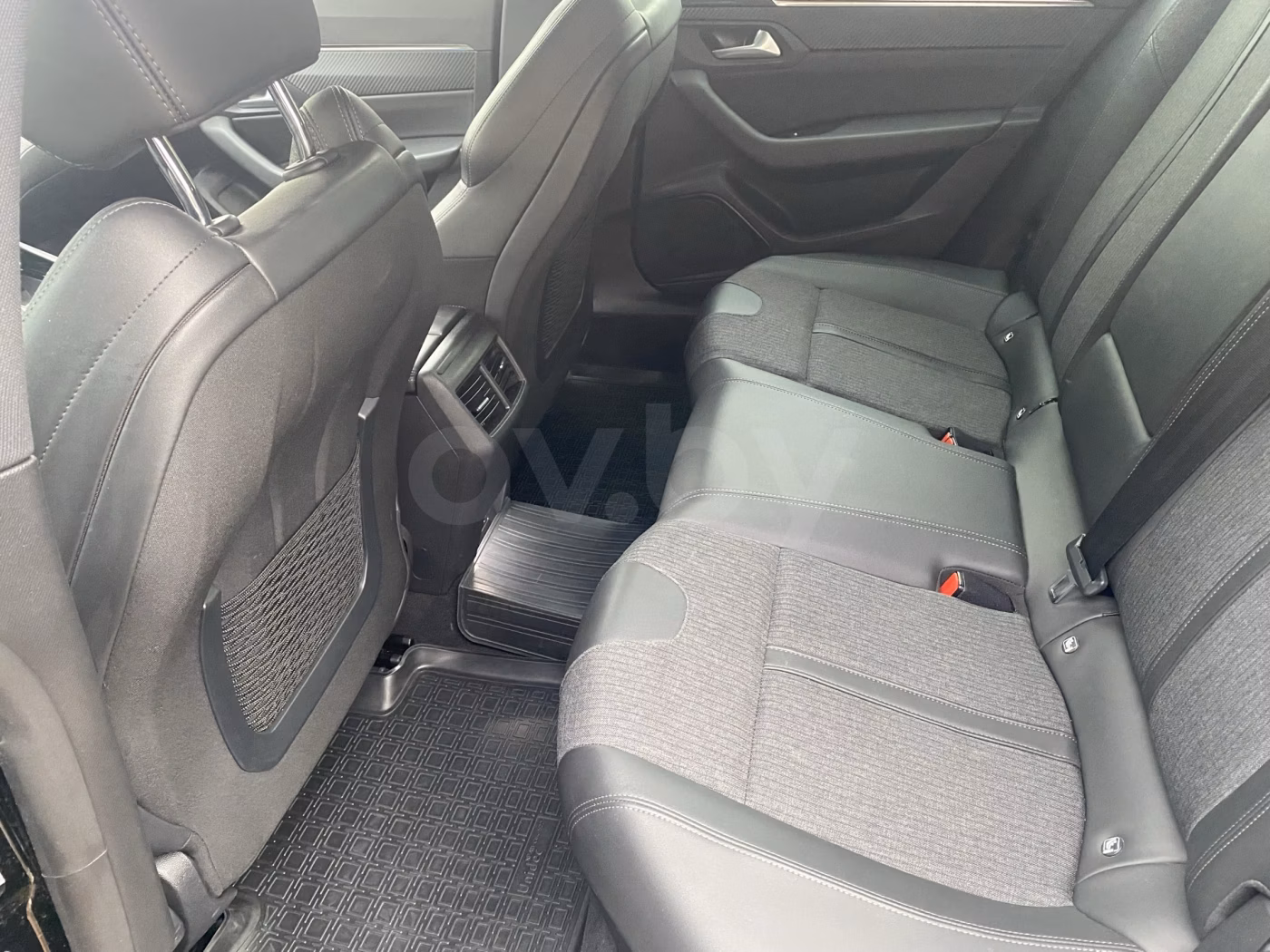 Peugeot 508 фото 10