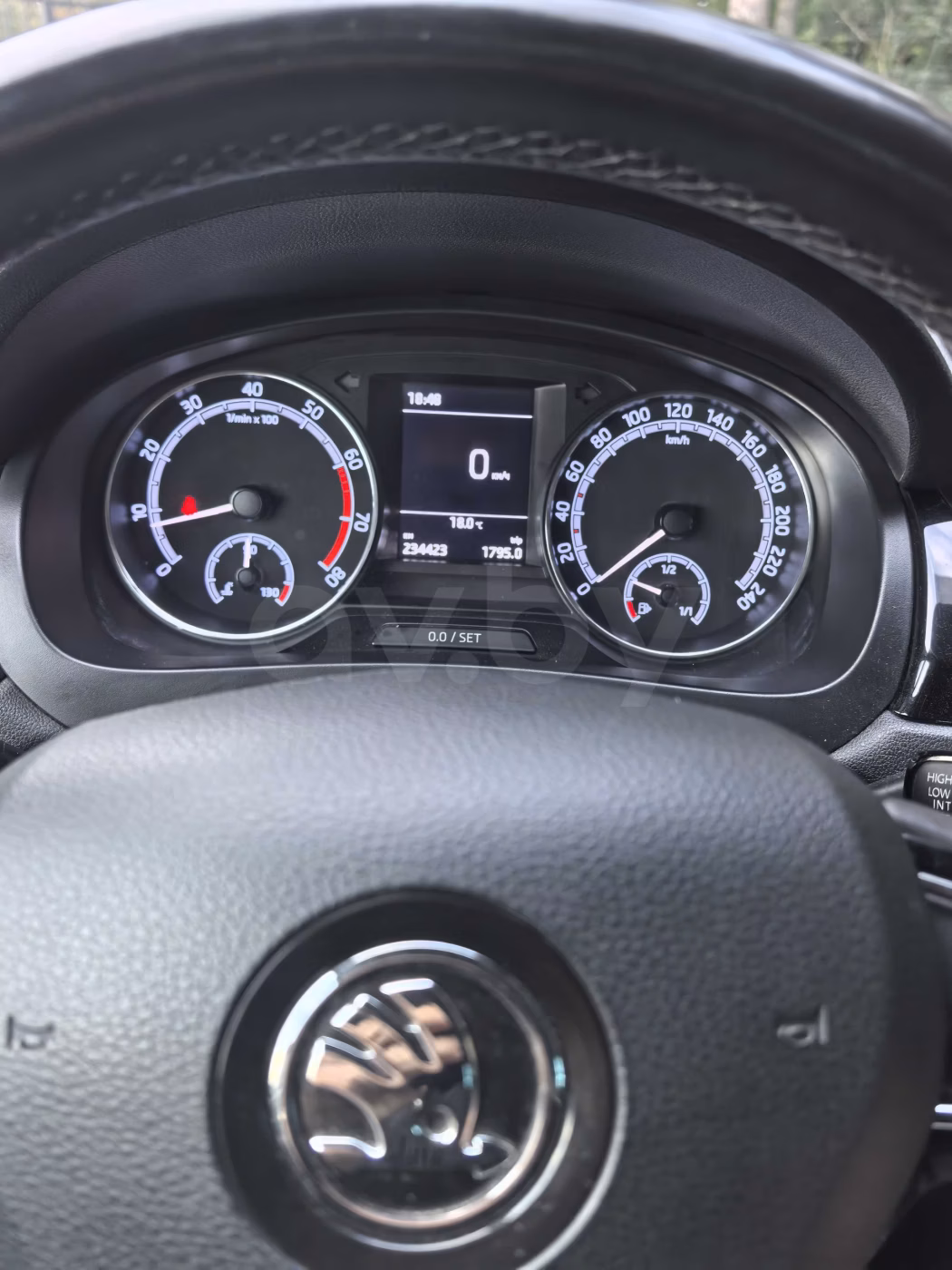 Skoda Rapid фото 8