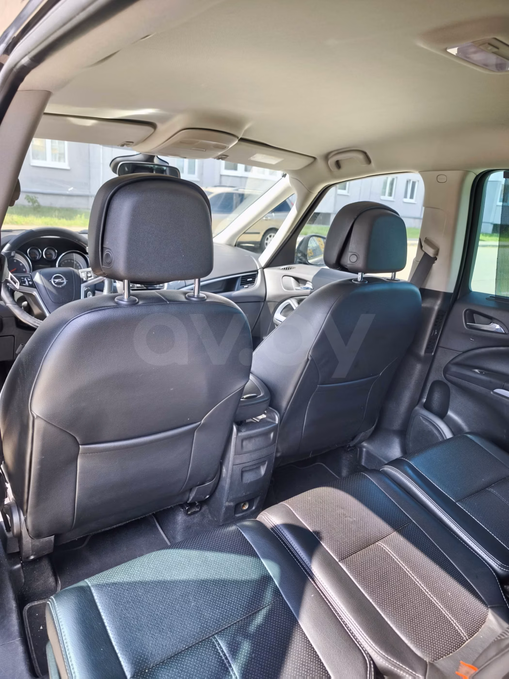 Opel Zafira фото 14