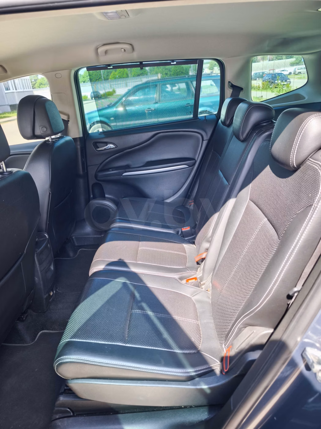 Opel Zafira фото 13