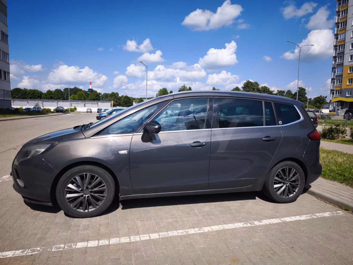 Opel Zafira фото 3