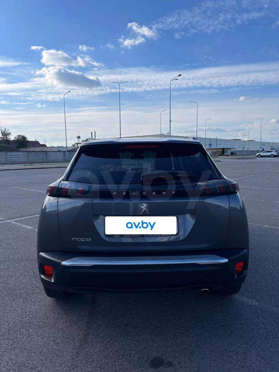 Peugeot 2008 фото 6