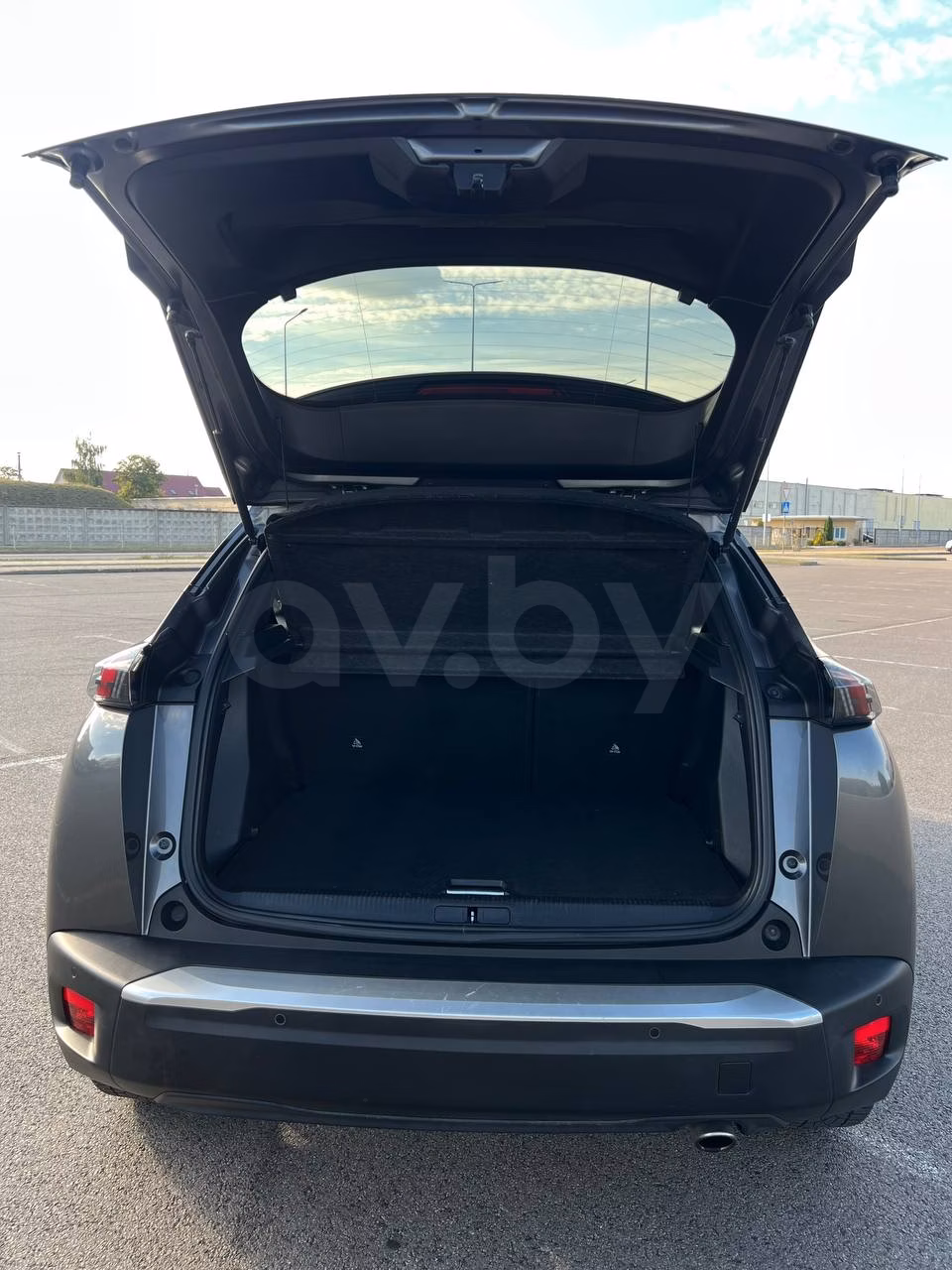 Peugeot 2008 фото 14