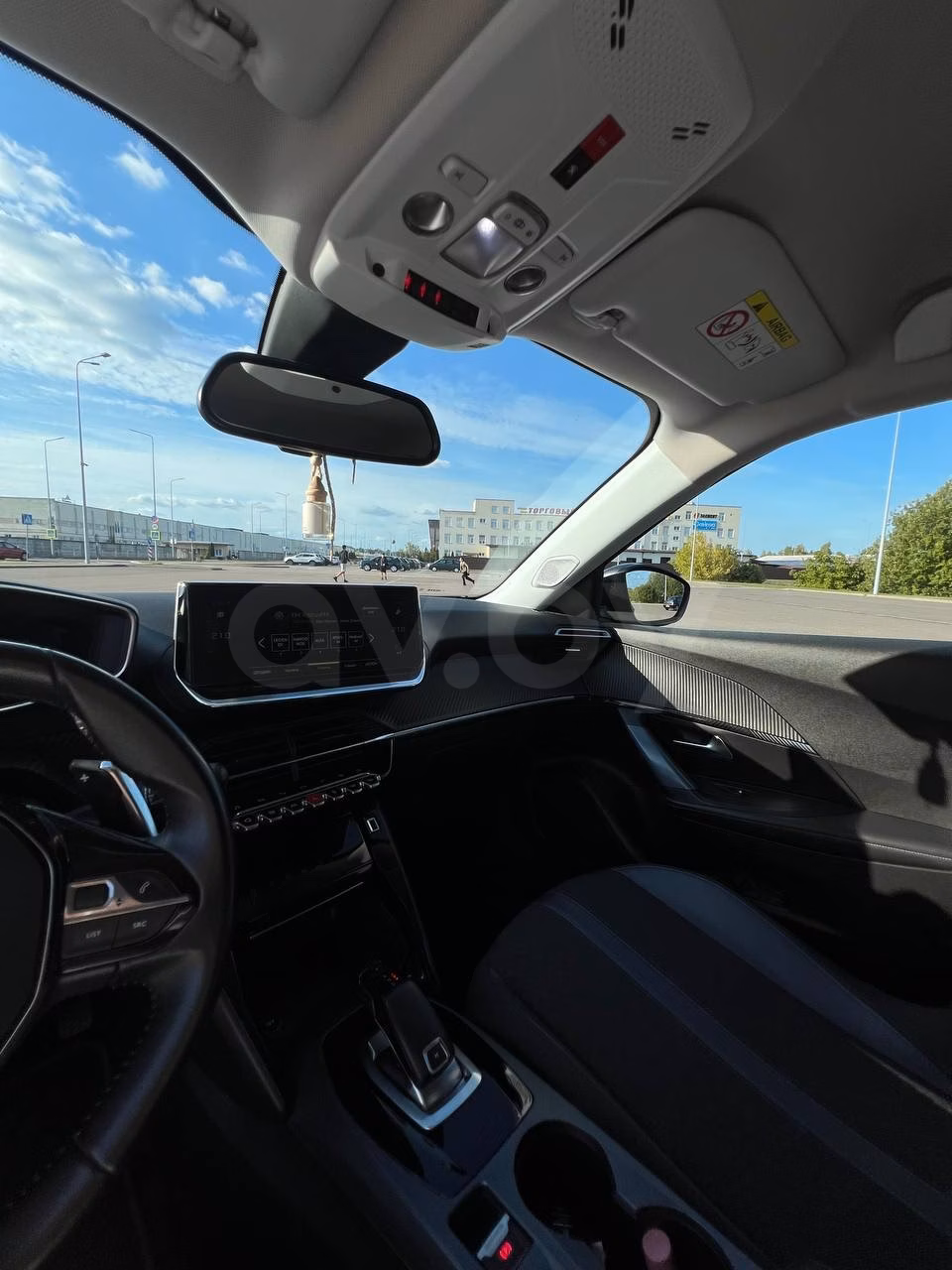 Peugeot 2008 фото 19