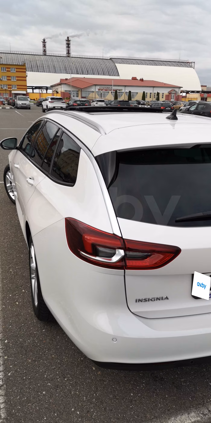 Opel Insignia фото 2