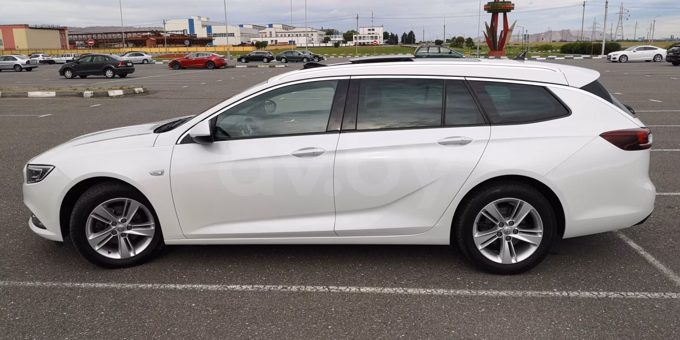 Opel Insignia фото 14