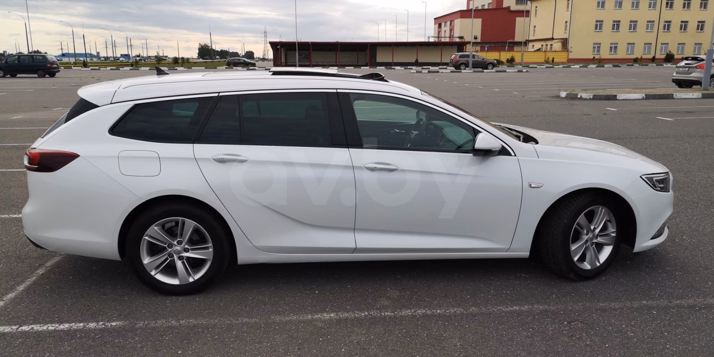 Opel Insignia фото 13