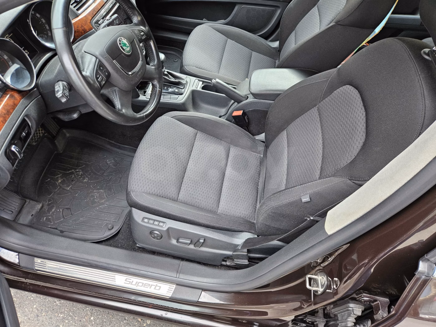 Skoda Superb фото 8