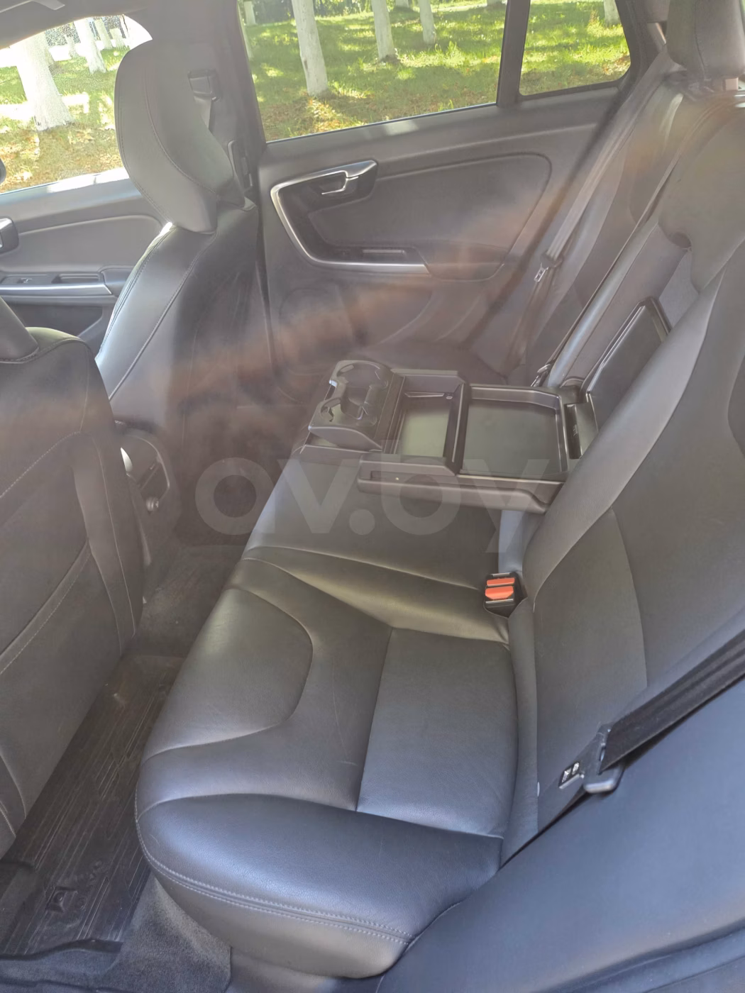 Volvo V60 фото 18