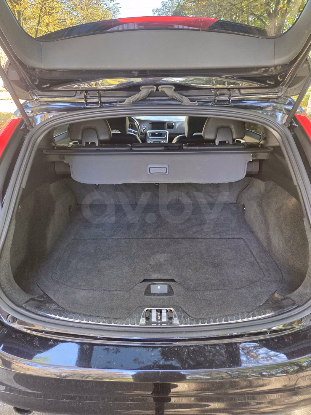 Volvo V60 фото 11