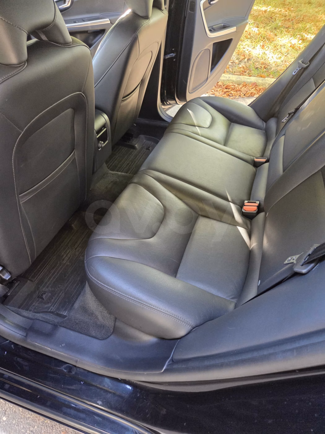 Volvo V60 фото 17